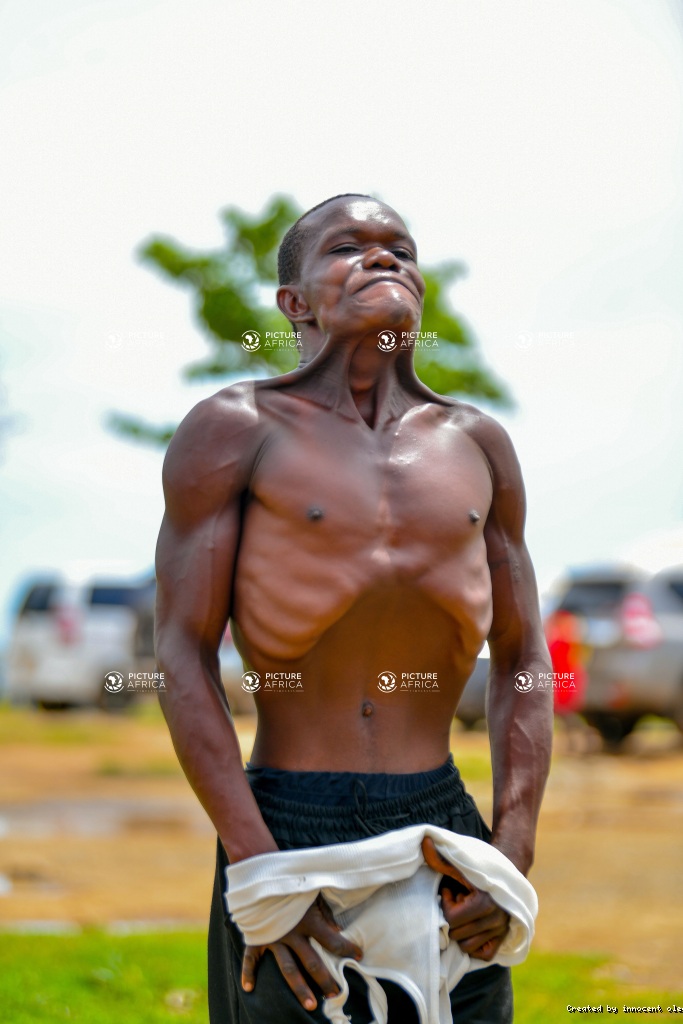 Boneless Dogodogo is an enthusiastic Acrobat from Kisumu City.