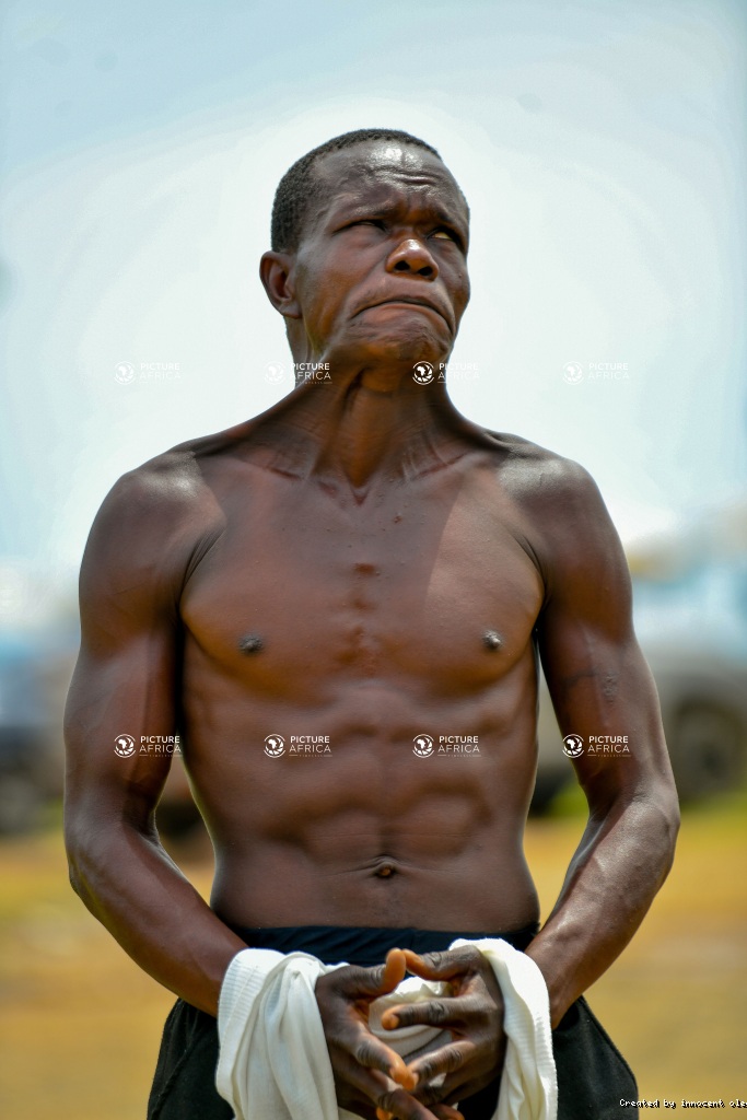 Boneless Dogodogo is an enthusiastic Acrobat from Kisumu City.
